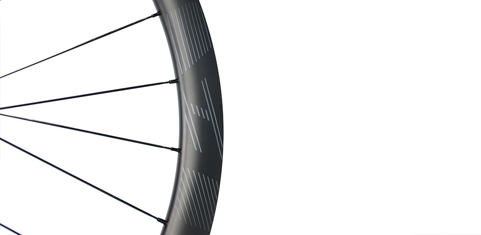 aerodynamic-fast-rolling-resistance-carbon-road-wheels